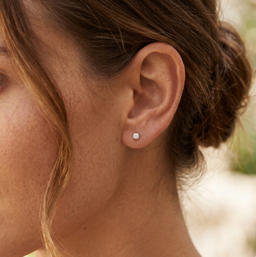 14K Massivt Guld Mini Diamantörhängen