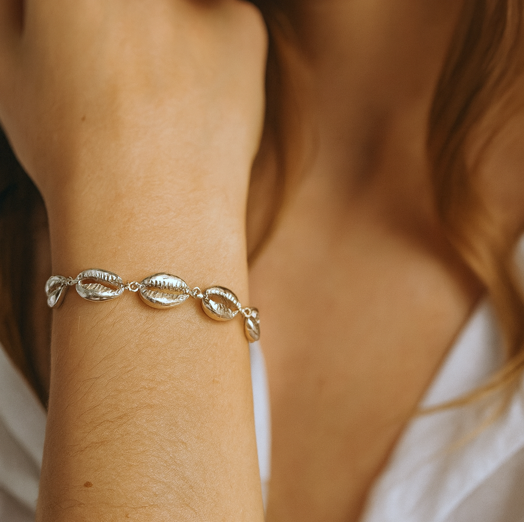 Color:Silver
