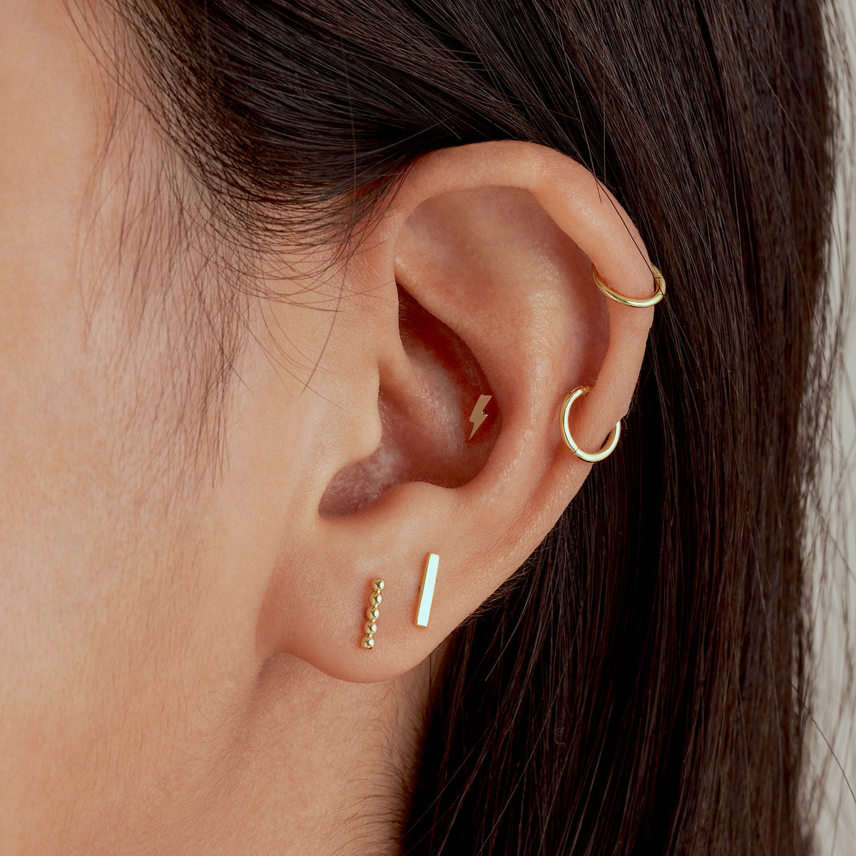 Color:Yellow Gold
Option:Single
Option:Pair