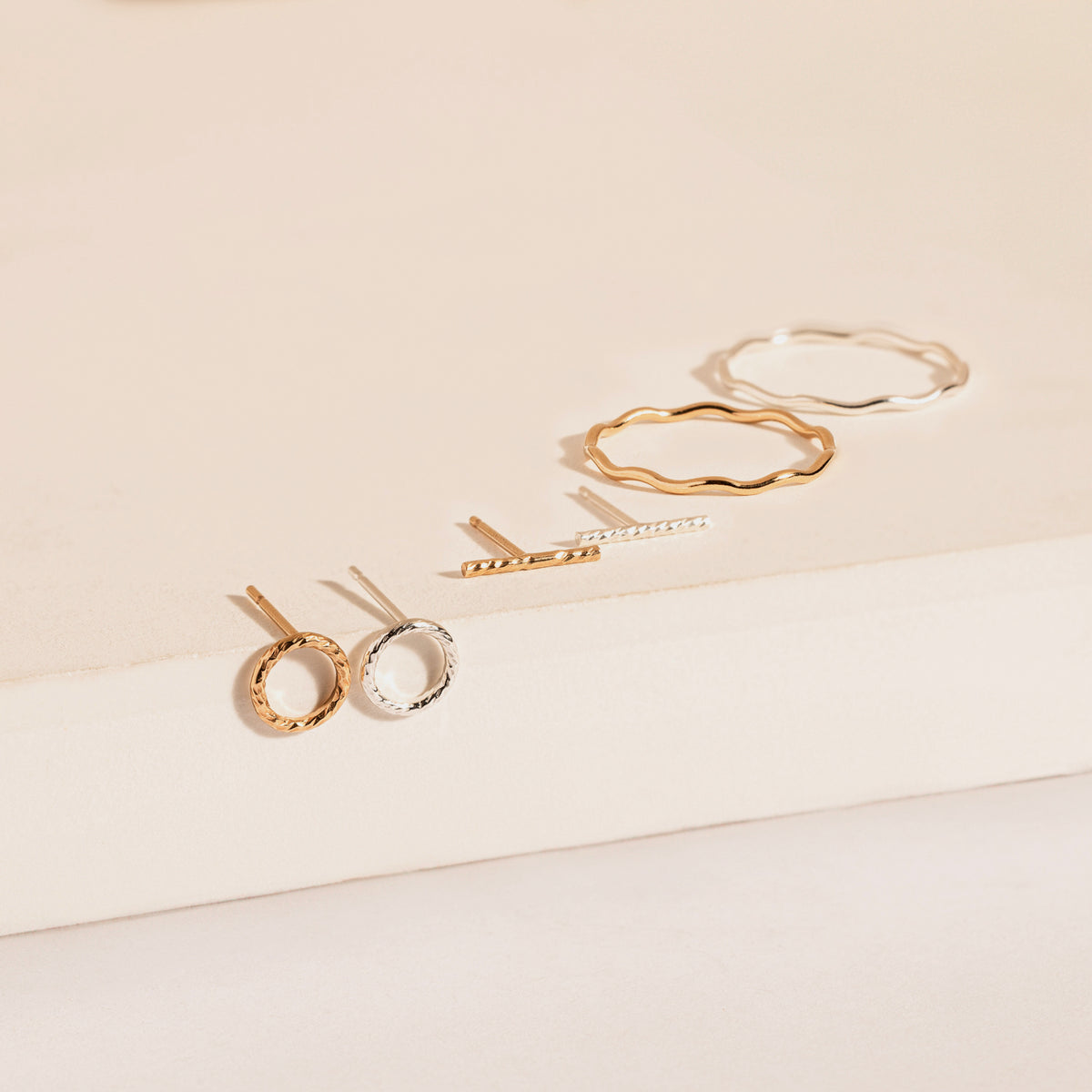 Color:Gold Color:Silver