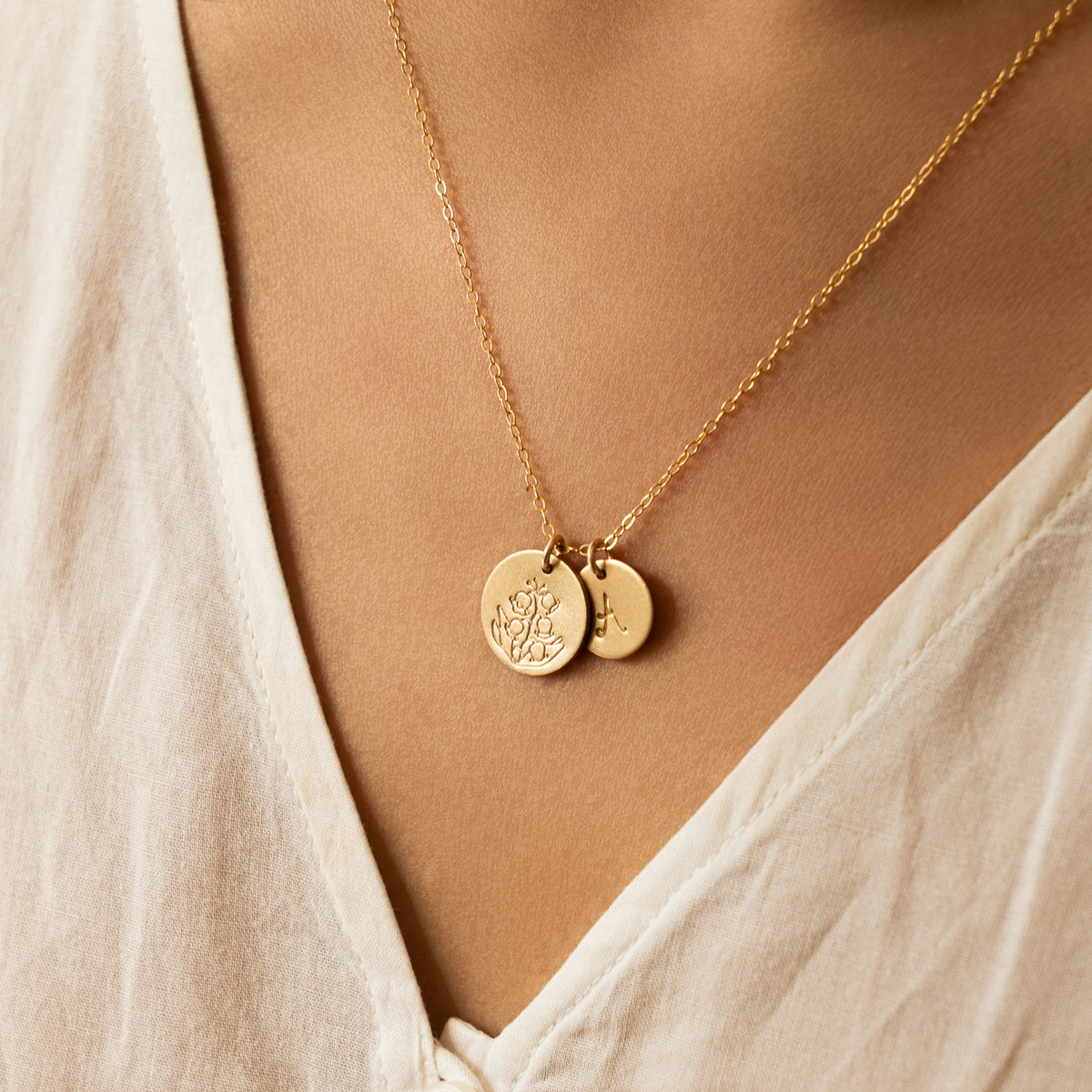 Color:Gold