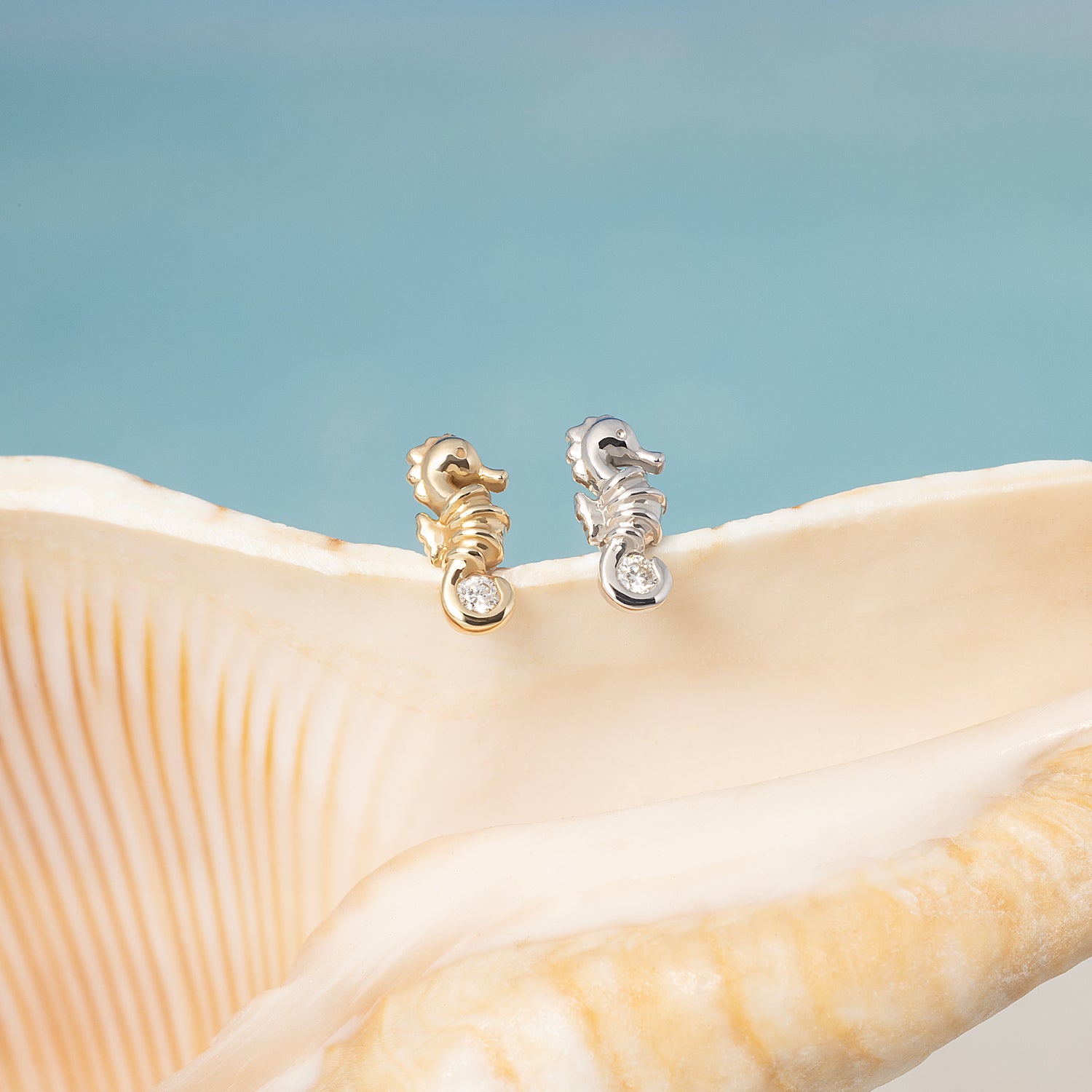 Color:Yellow Gold
Option:Single
Option:Pair
