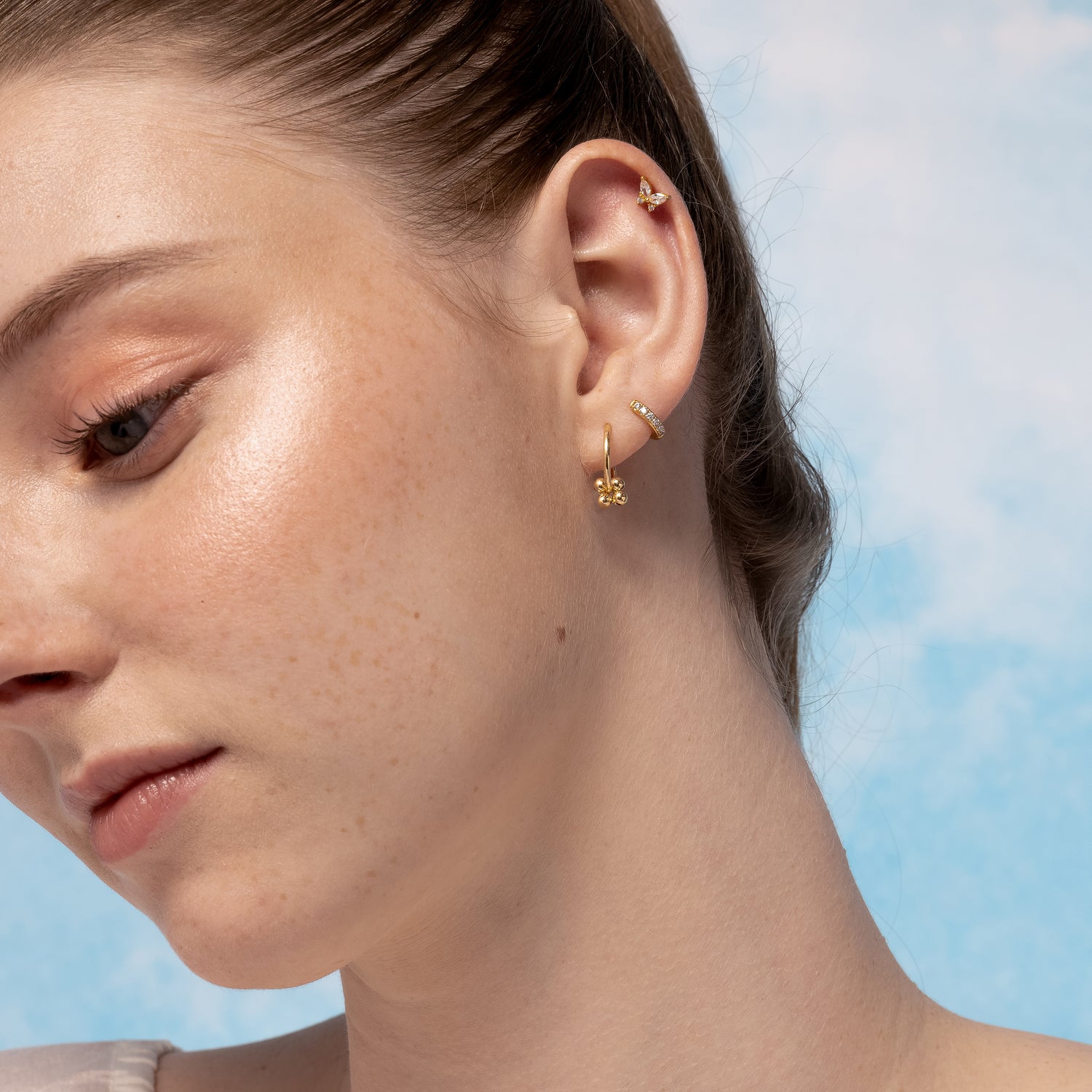 Color:Gold