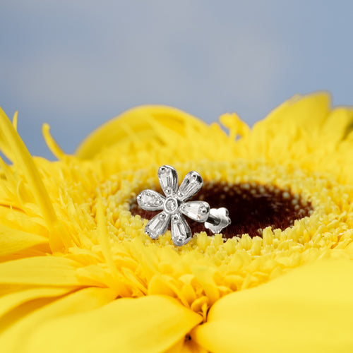 Color:White Gold
Option:Single
Option:Pair