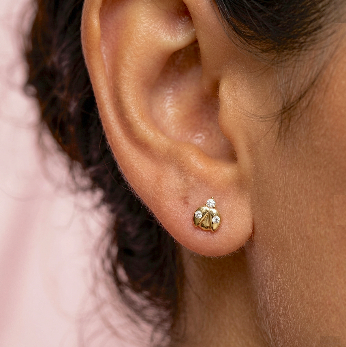 Color:Yellow Gold