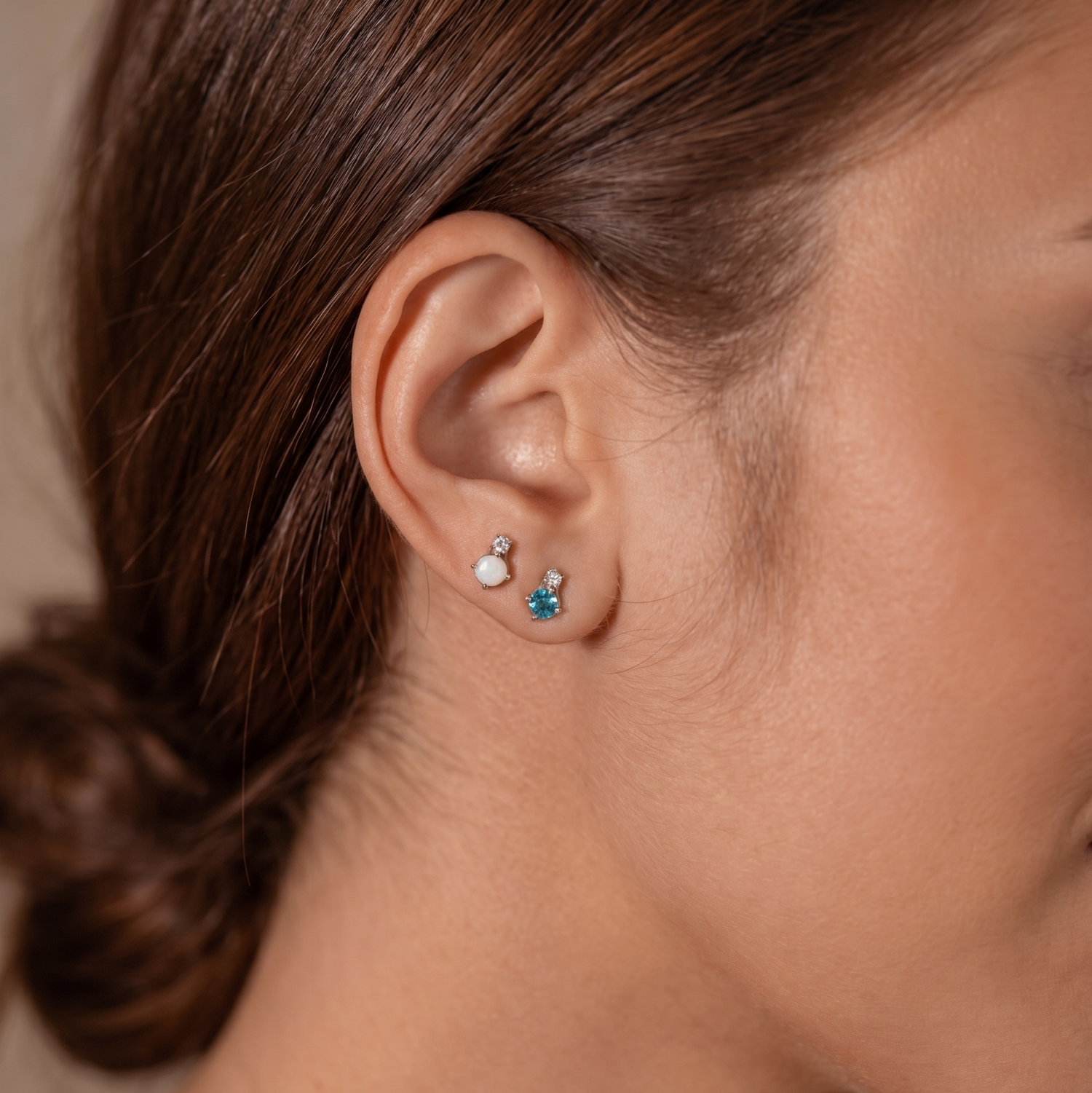 Oorbellen met blauwe CZ-steentjes