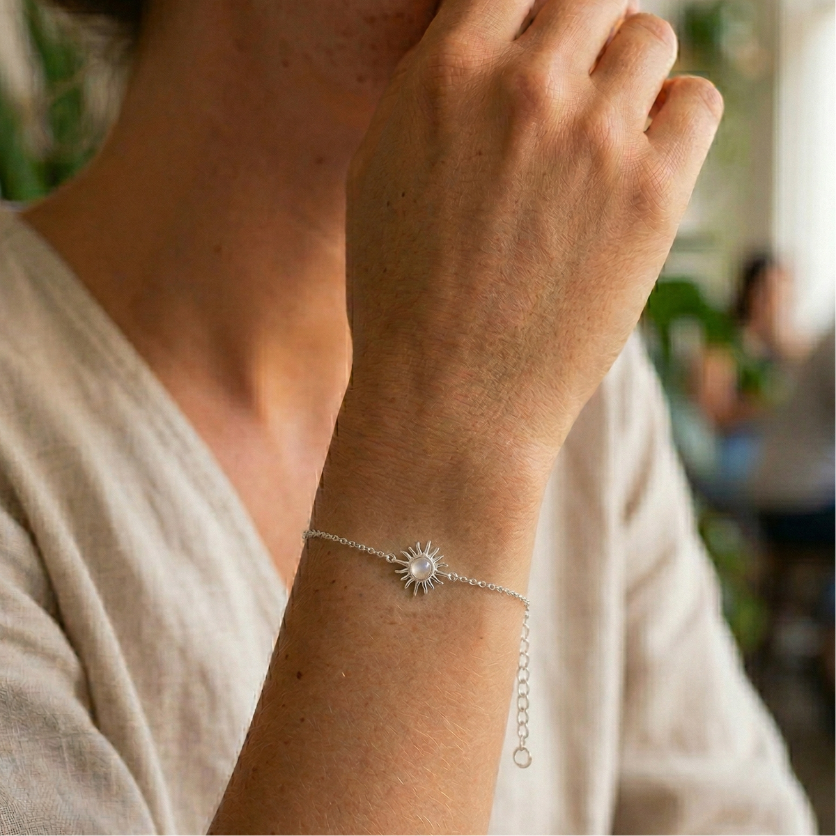 Color:Silver
