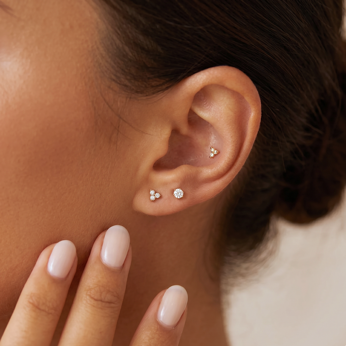 14K Massivt Guld Trinity Jewel Skruet Labret Ørering