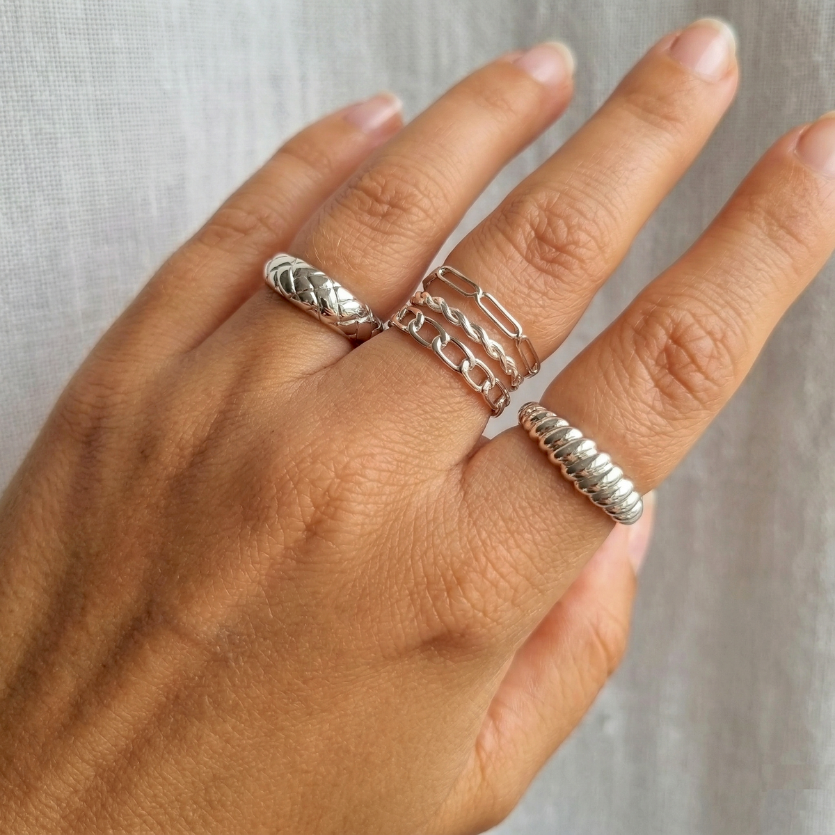 Anello intrecciato argento