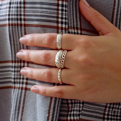 Nour Pyramid Ring Sølv