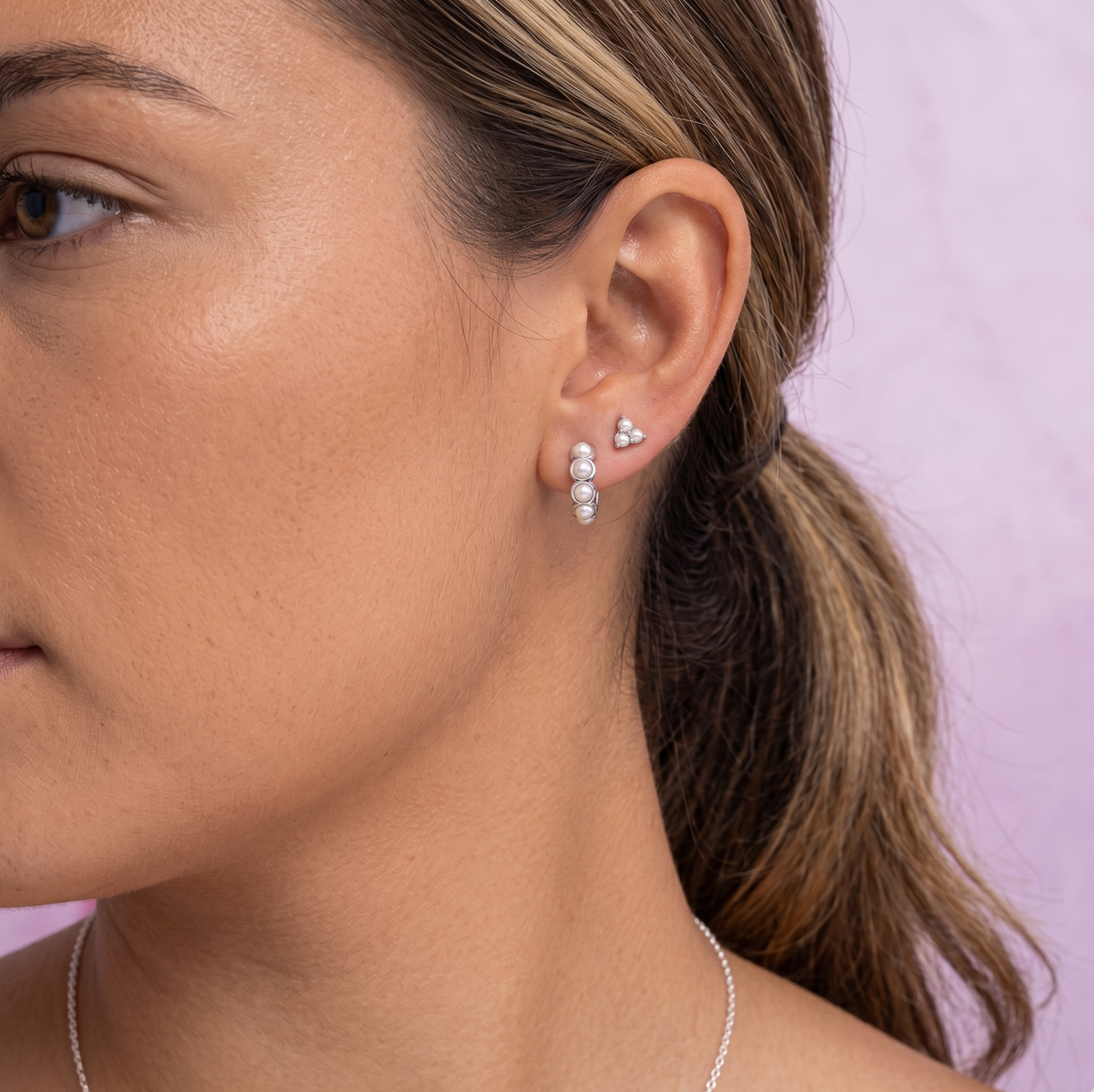 Anting Stud Mutiara Trinity