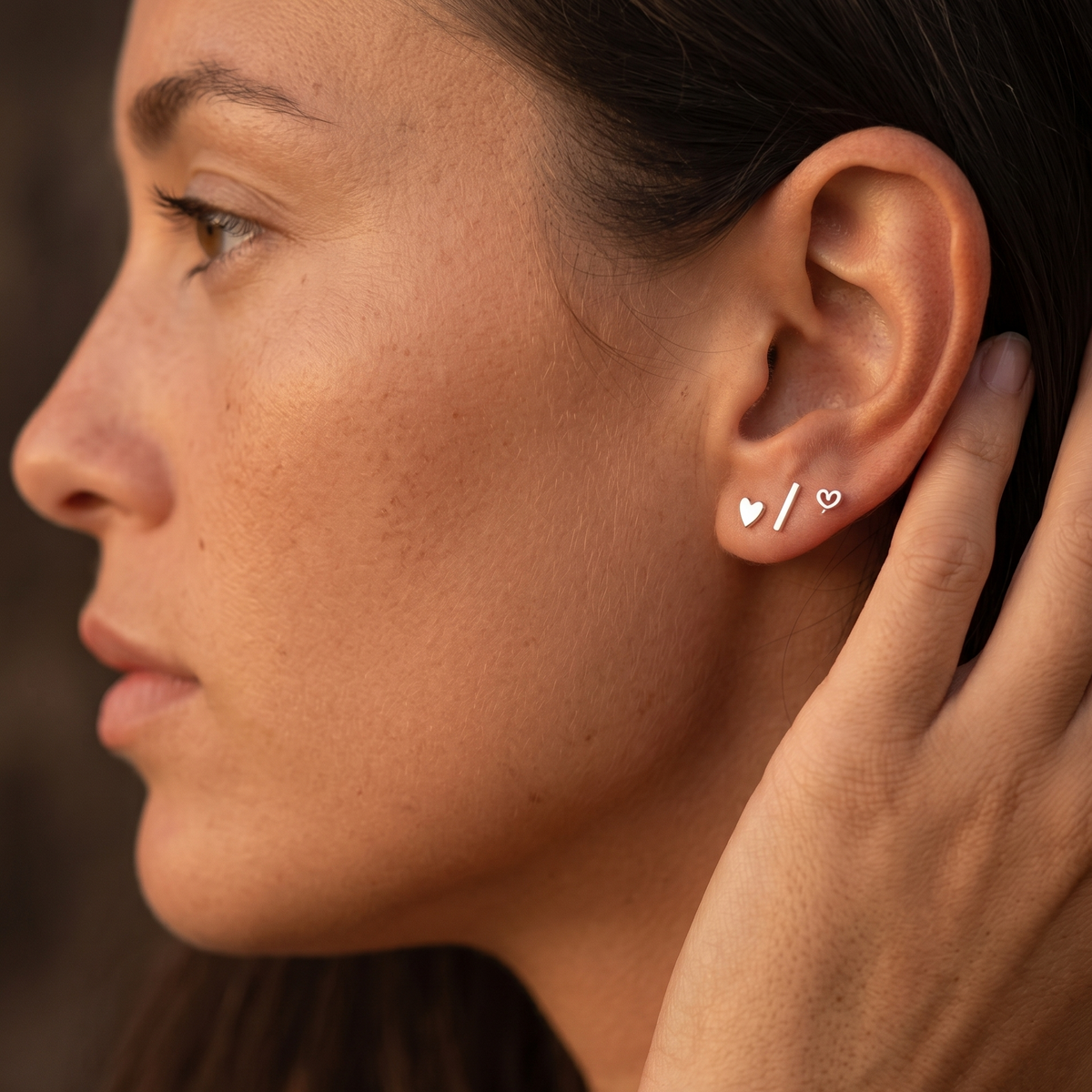 14K Massivt Guld Kärlekshjärta Gängad Labret Örhänge