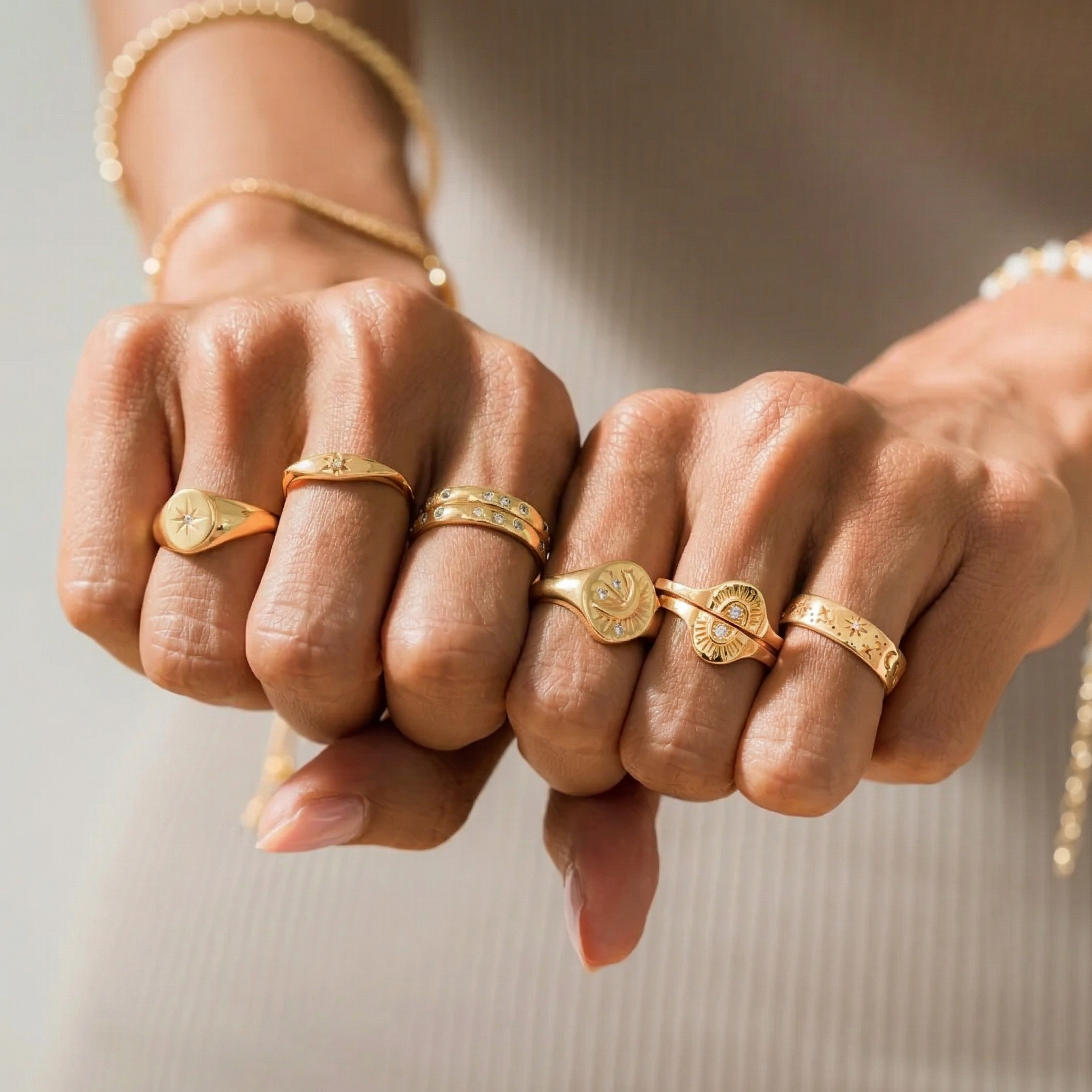 Cincin Tanda Bintang Emas