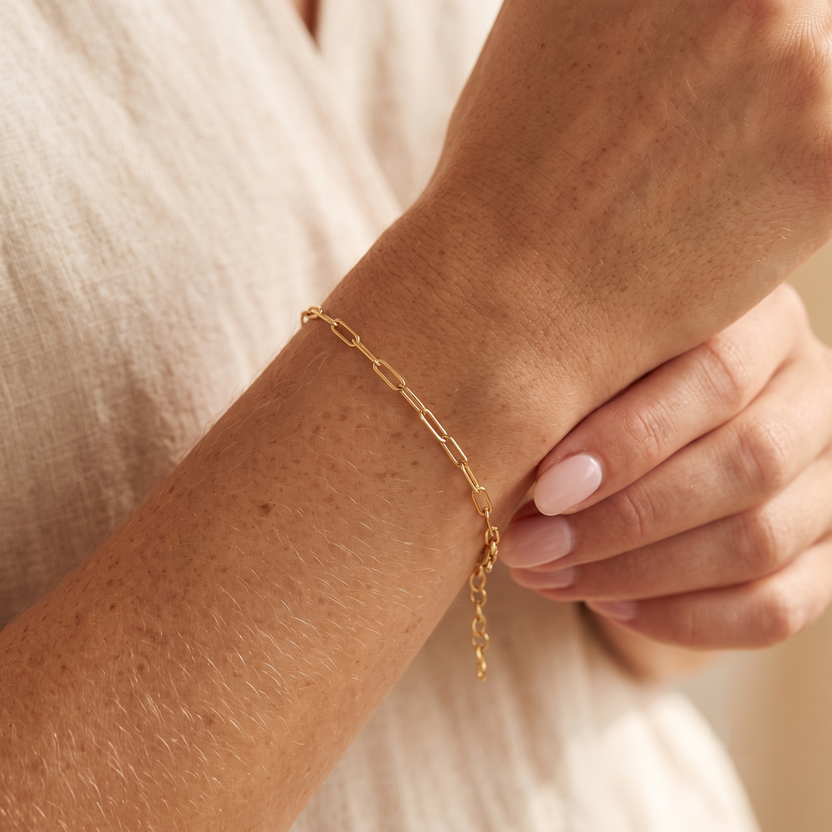 Color:Gold