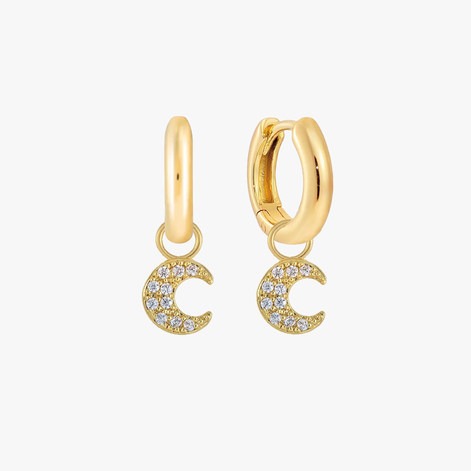 สร้อยข้อมือ Pave Crescent Charm