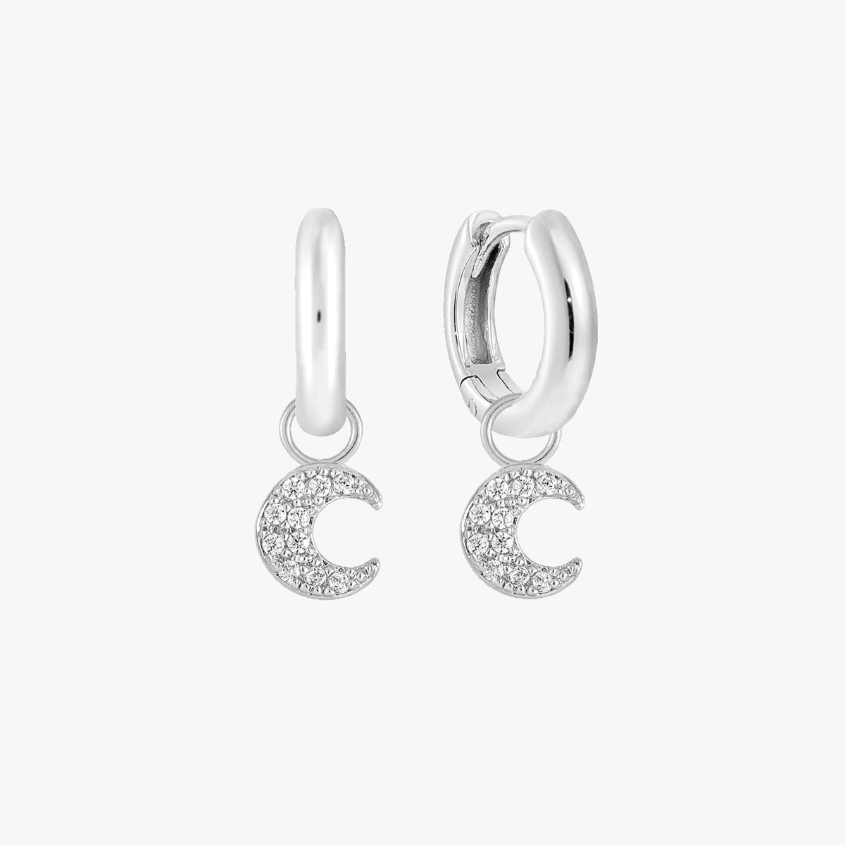 สร้อยข้อมือ Pave Crescent Charm