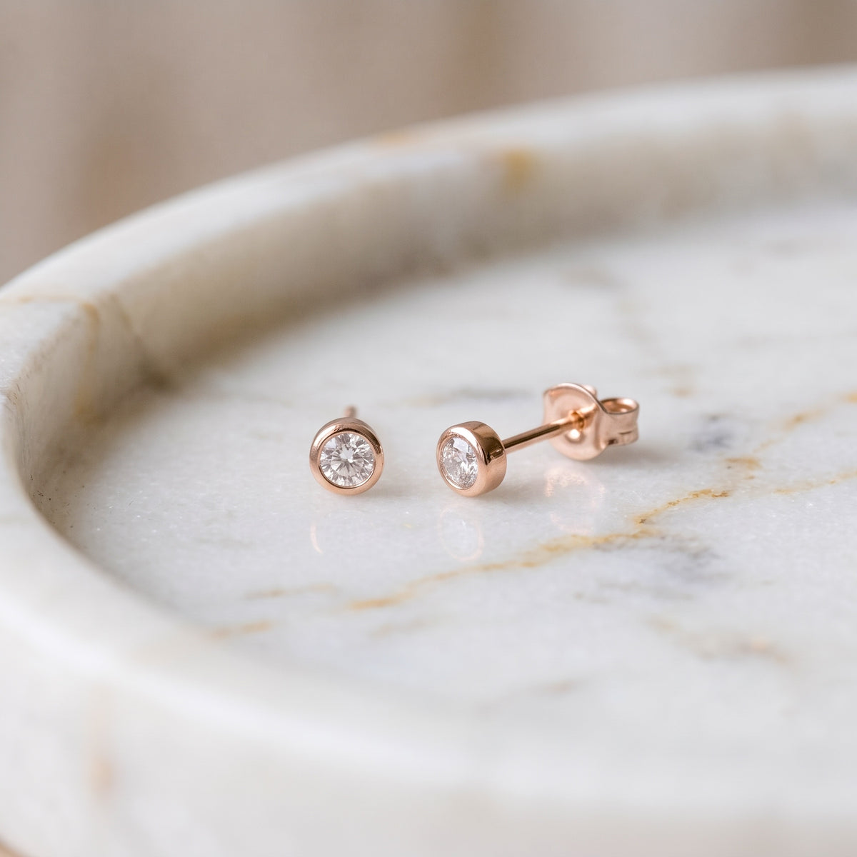 Color:Rose Gold