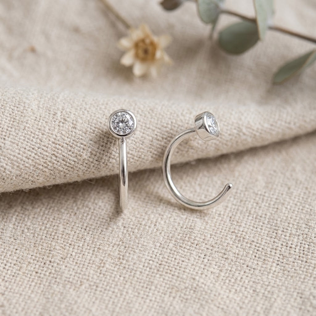 Anting Mini Bezel Huggies