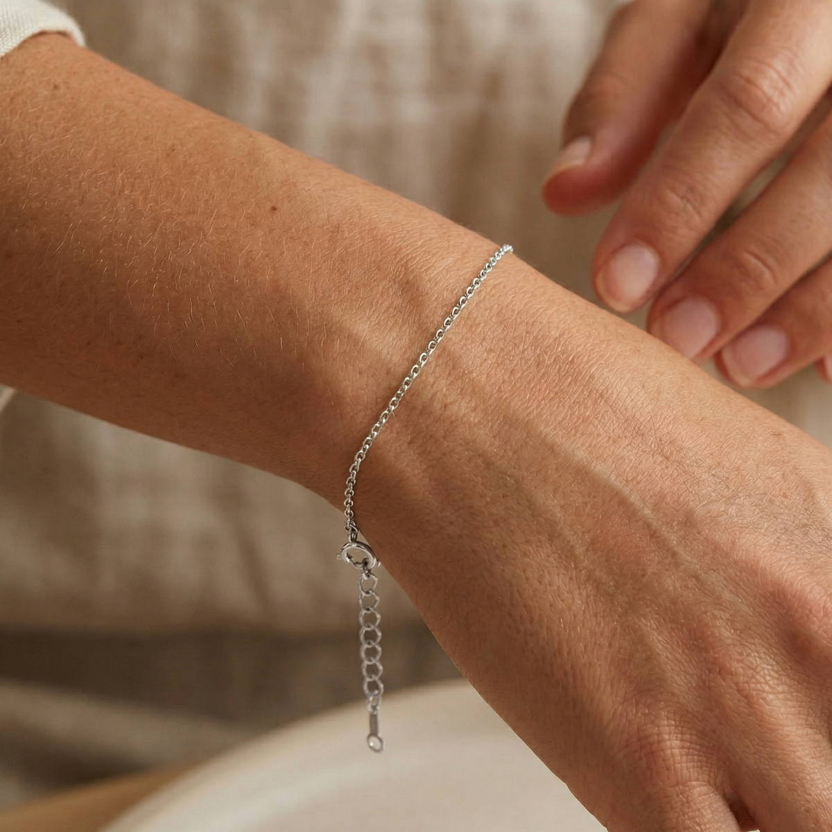 Color:Silver