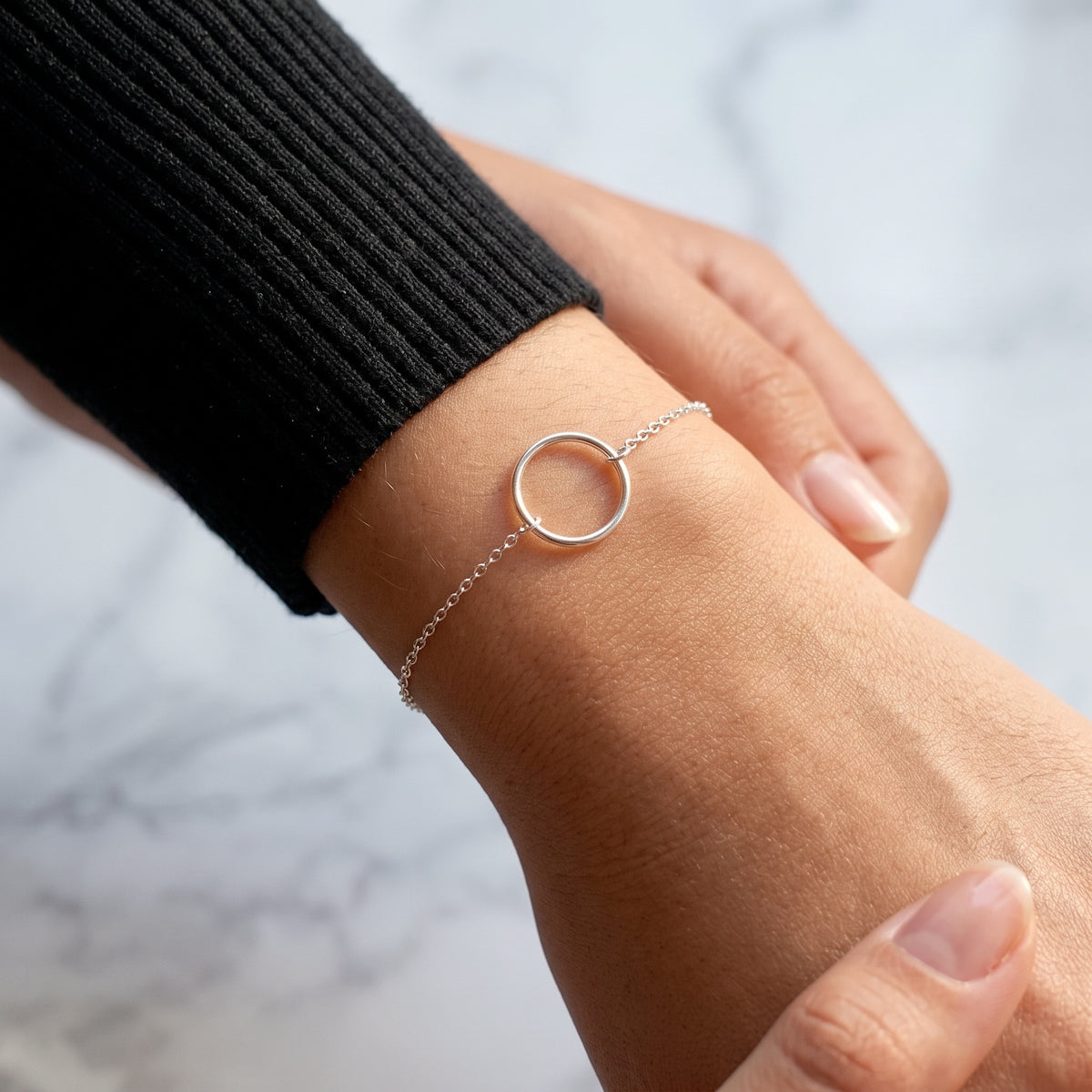 Chic Circle Armbånd