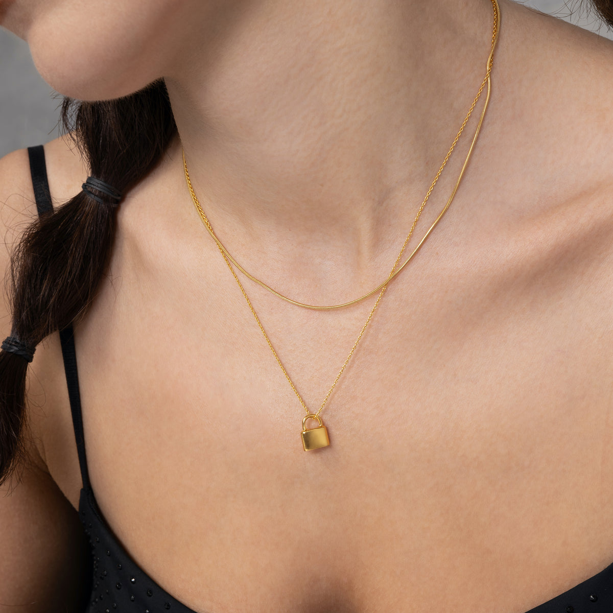 Color:Gold