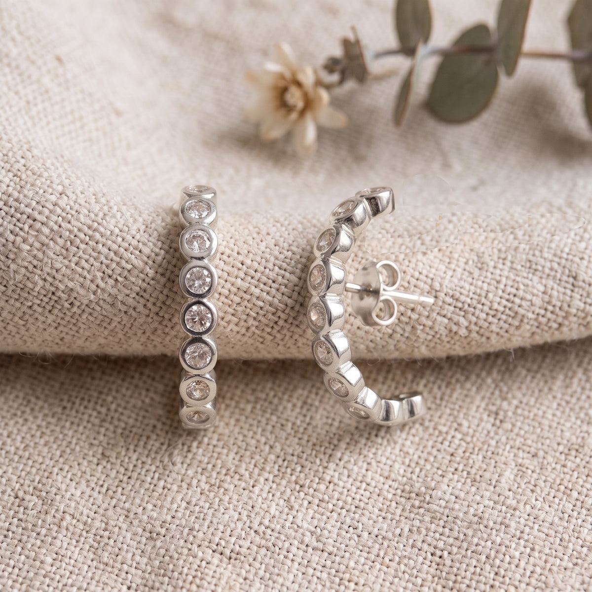 Color:Silver