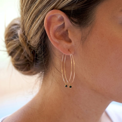 Aretes de aro de bisel negro