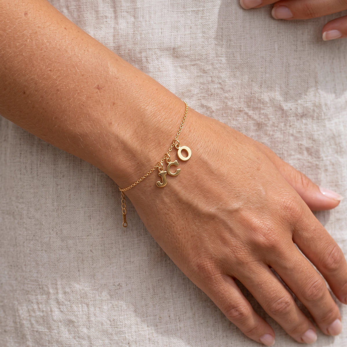 Personalisiertes Briefarmband