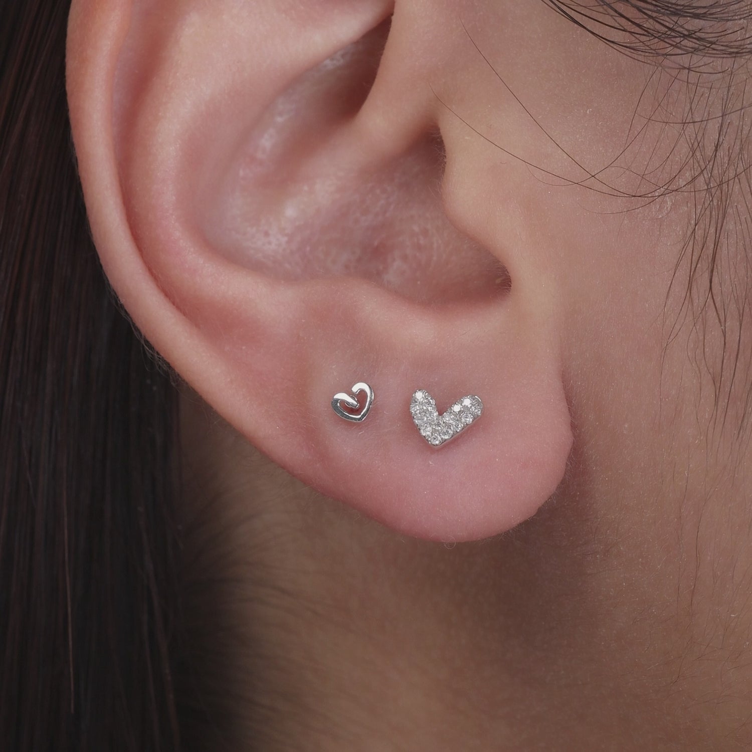Color:White Gold
Option:Single
Option:Pair