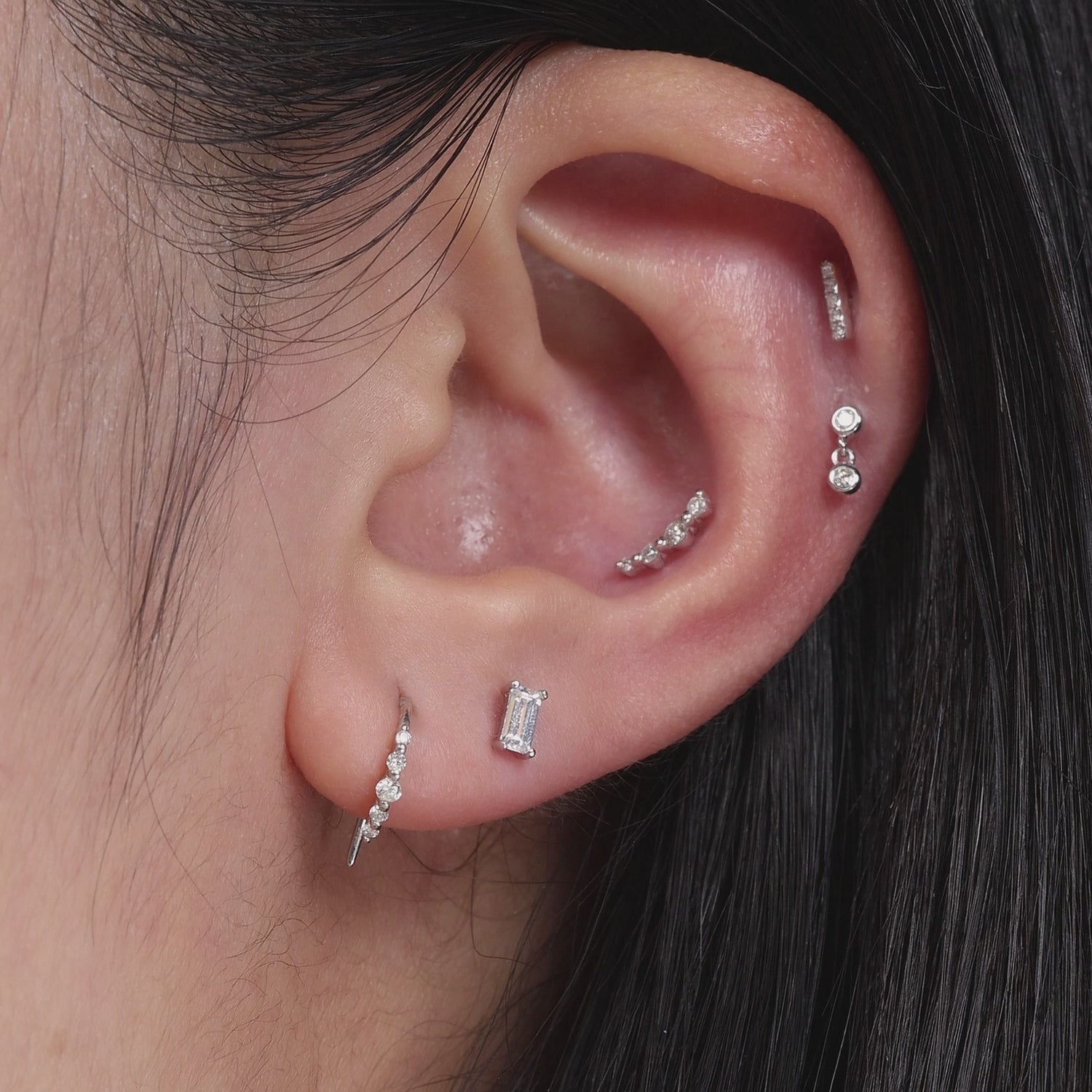 Color:White Gold
Option:Single
Option:Pair