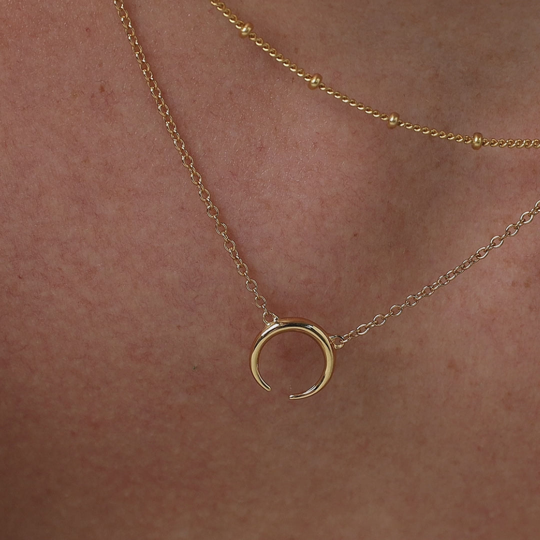 Color:Gold
Color:Silver