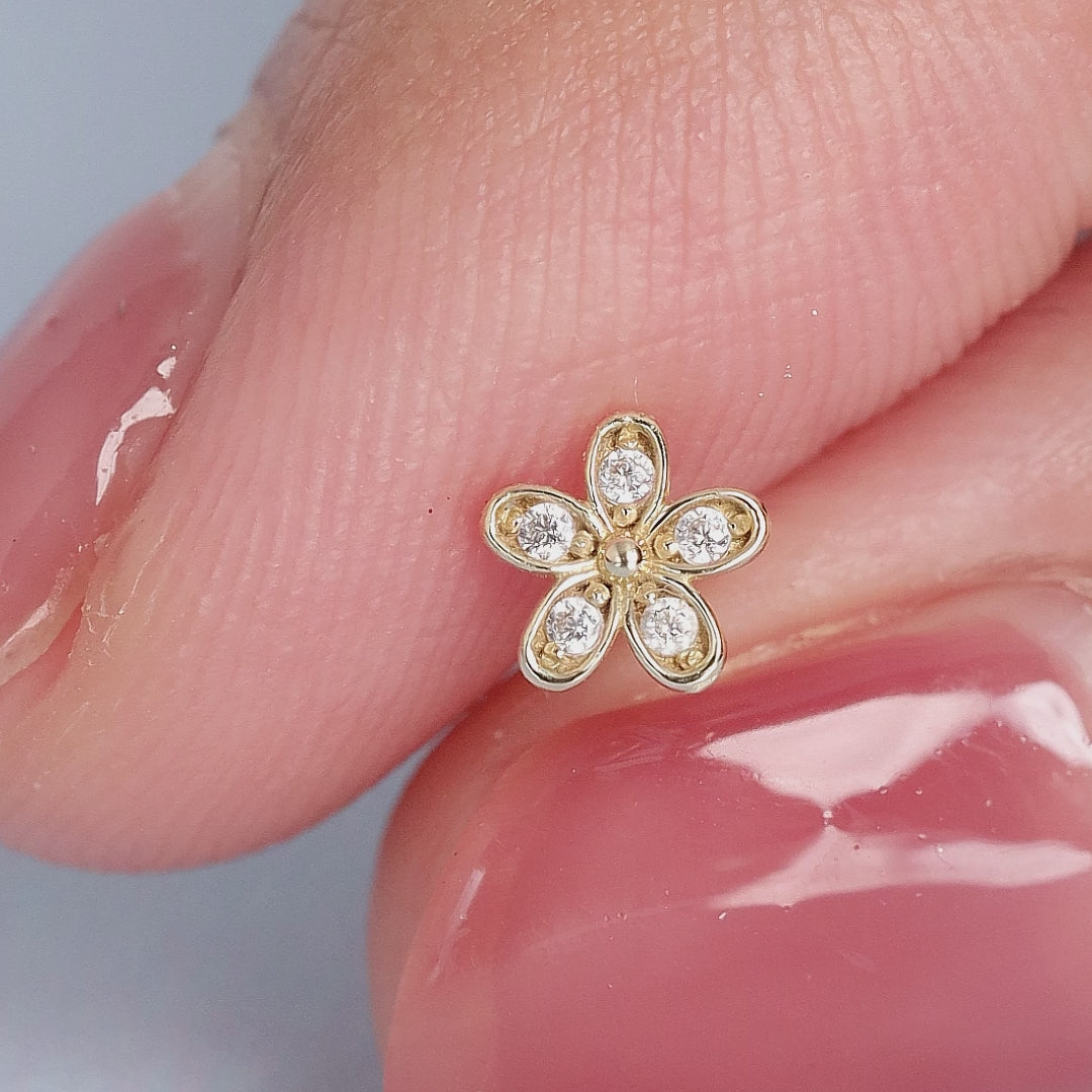 Color:Yellow Gold