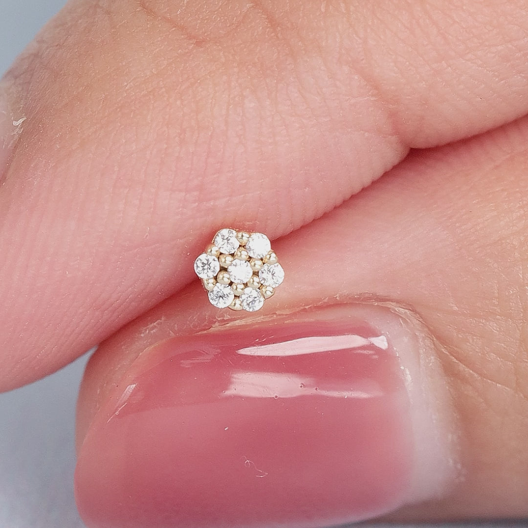 Color:Yellow Gold
Color:White Gold
Option:Single
Option:Pair