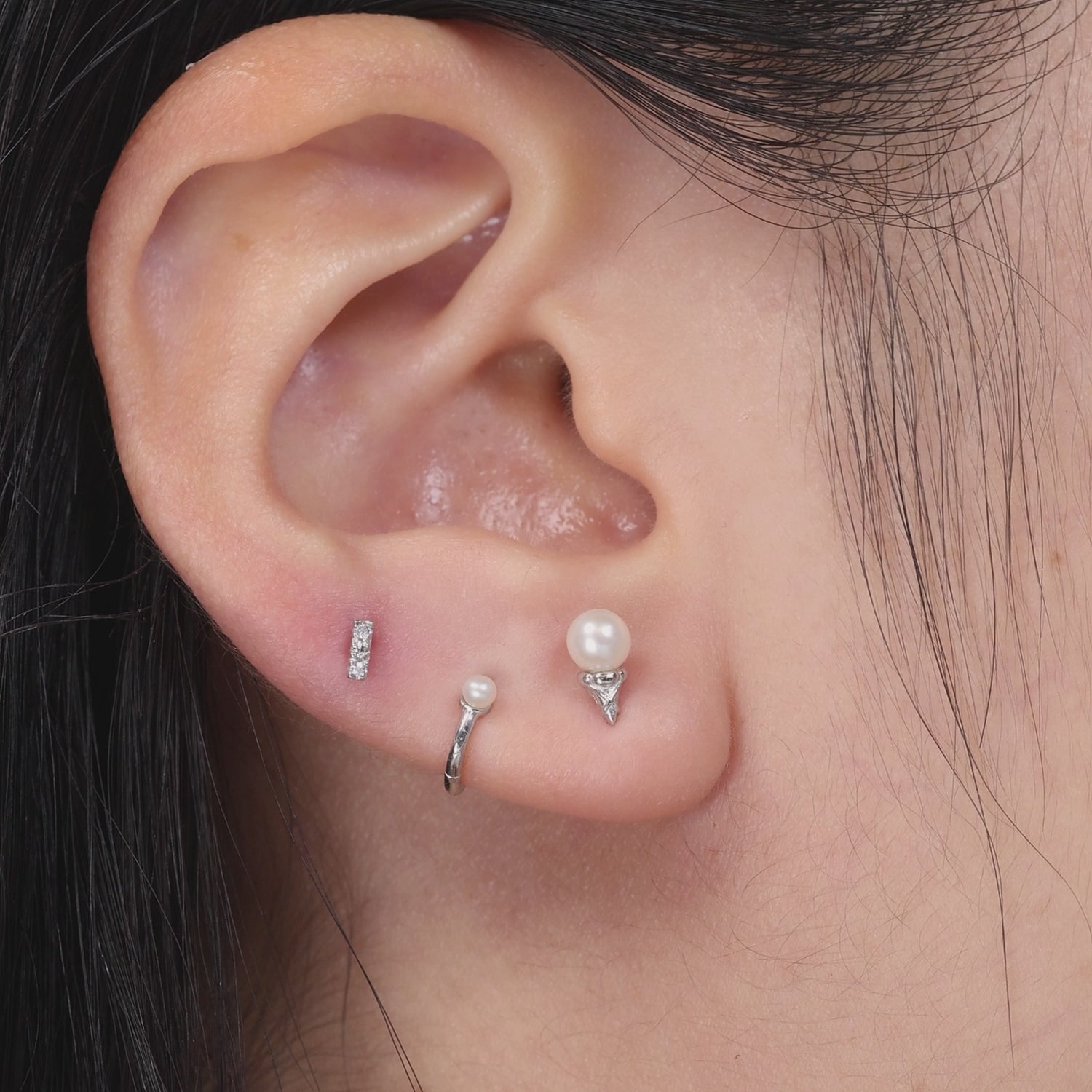 Color:White Gold
Post Length:6.5mm
Post Length:5mm
Post Length:8mm