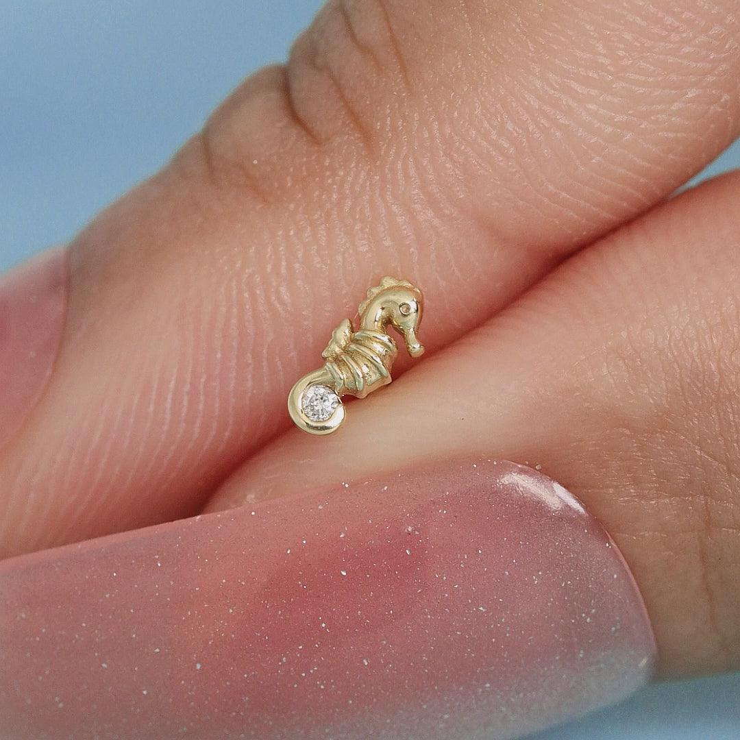 Color:Yellow Gold
Option:Single
Option:Pair