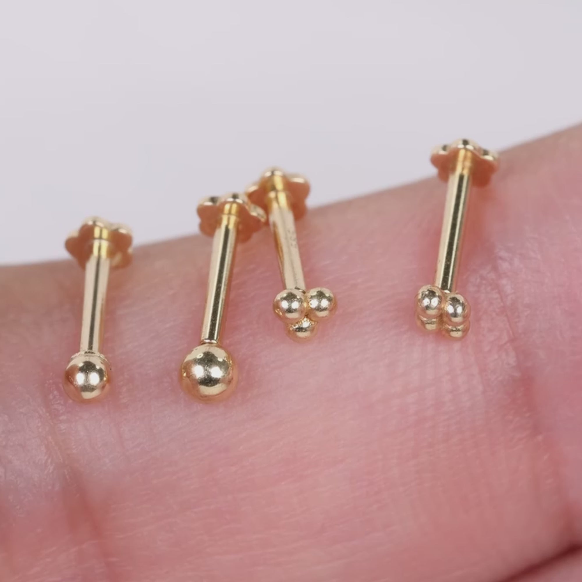 Color:Yellow Gold
Post Length:6.5mm
Post Length:5mm
Post Length:8mm