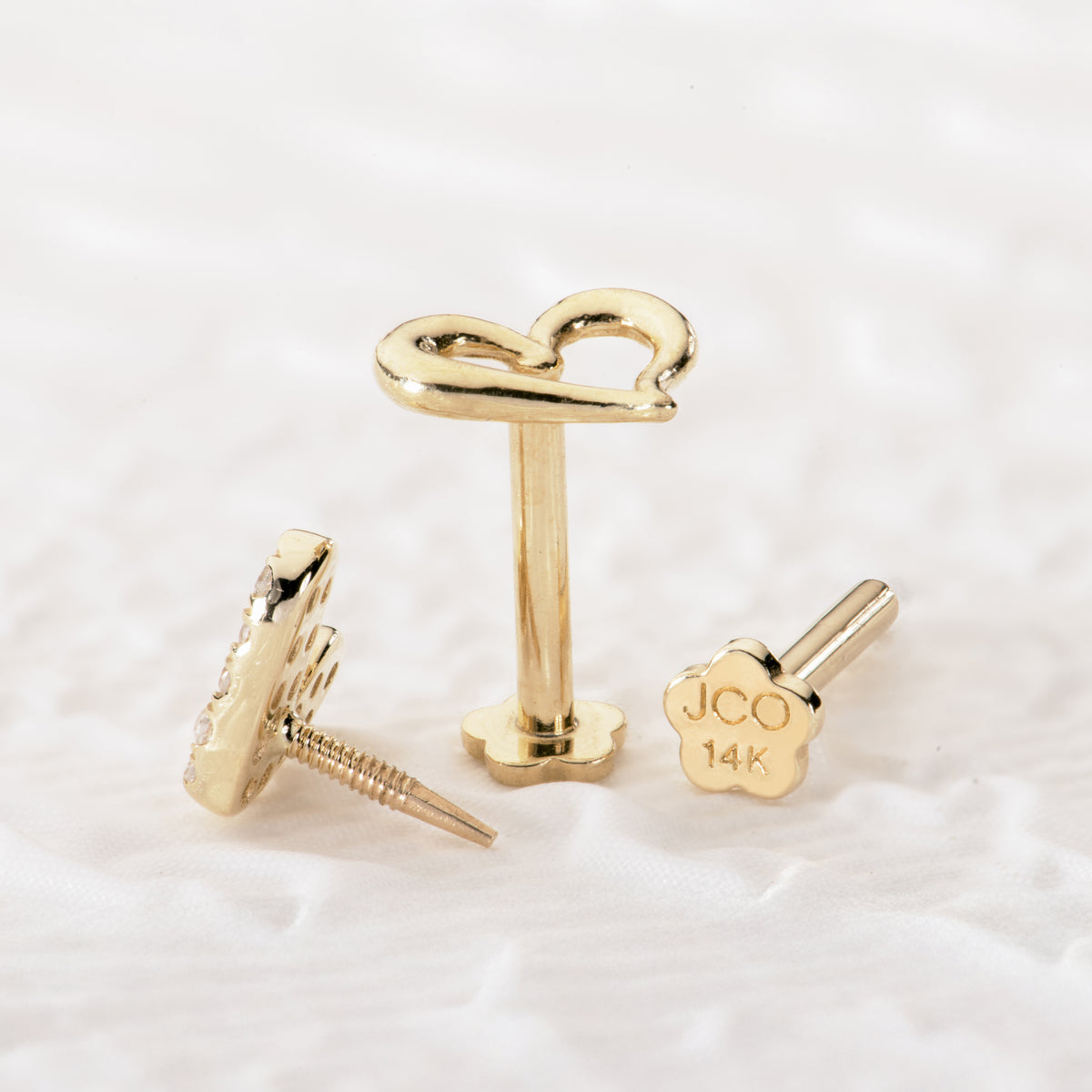 Color:Yellow Gold
Option:Single
Option:Pair
