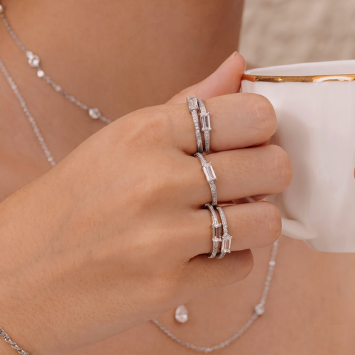 Anello Solitario Baguette in Argento