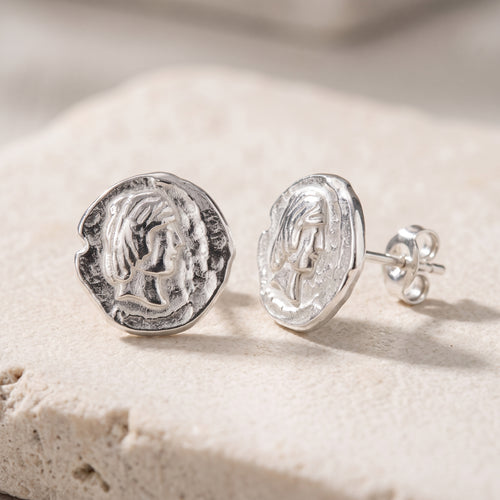 Boucles d'oreilles de pote de médaillon vintage