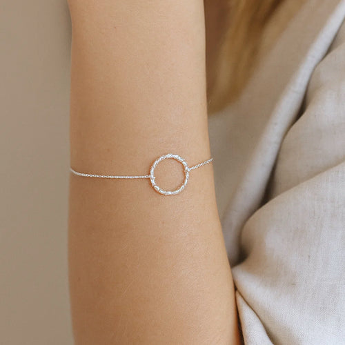 Pulsera de giro en círculo