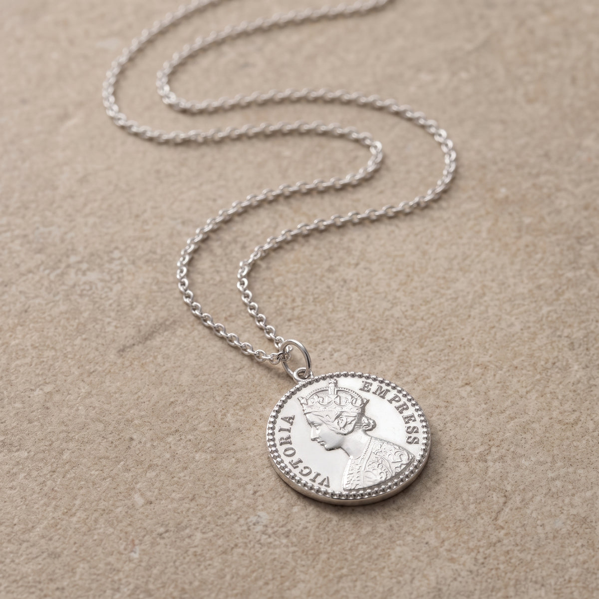 Victoria Coin Halskette