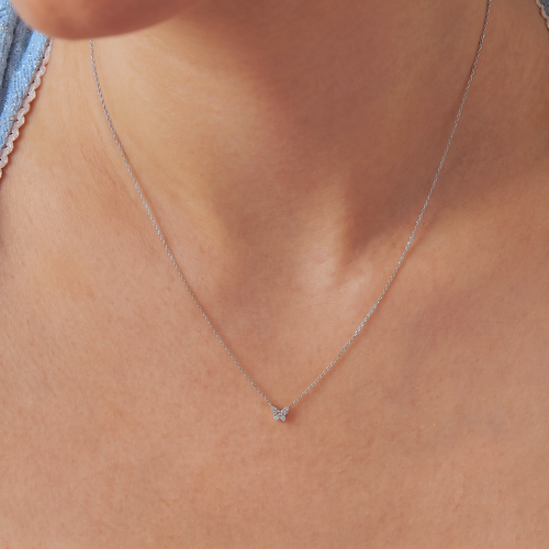 Collier en or solide 14K avec mini papillon en diamant pavé