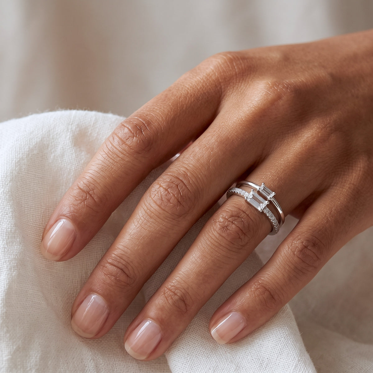 Anello Solitario Baguette in Argento