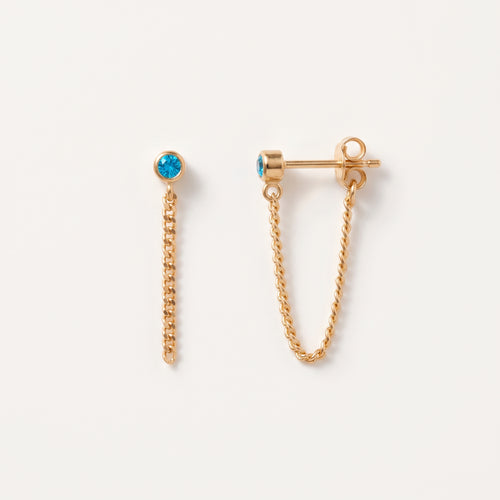 Oorbellen met rand van saffier en ketting