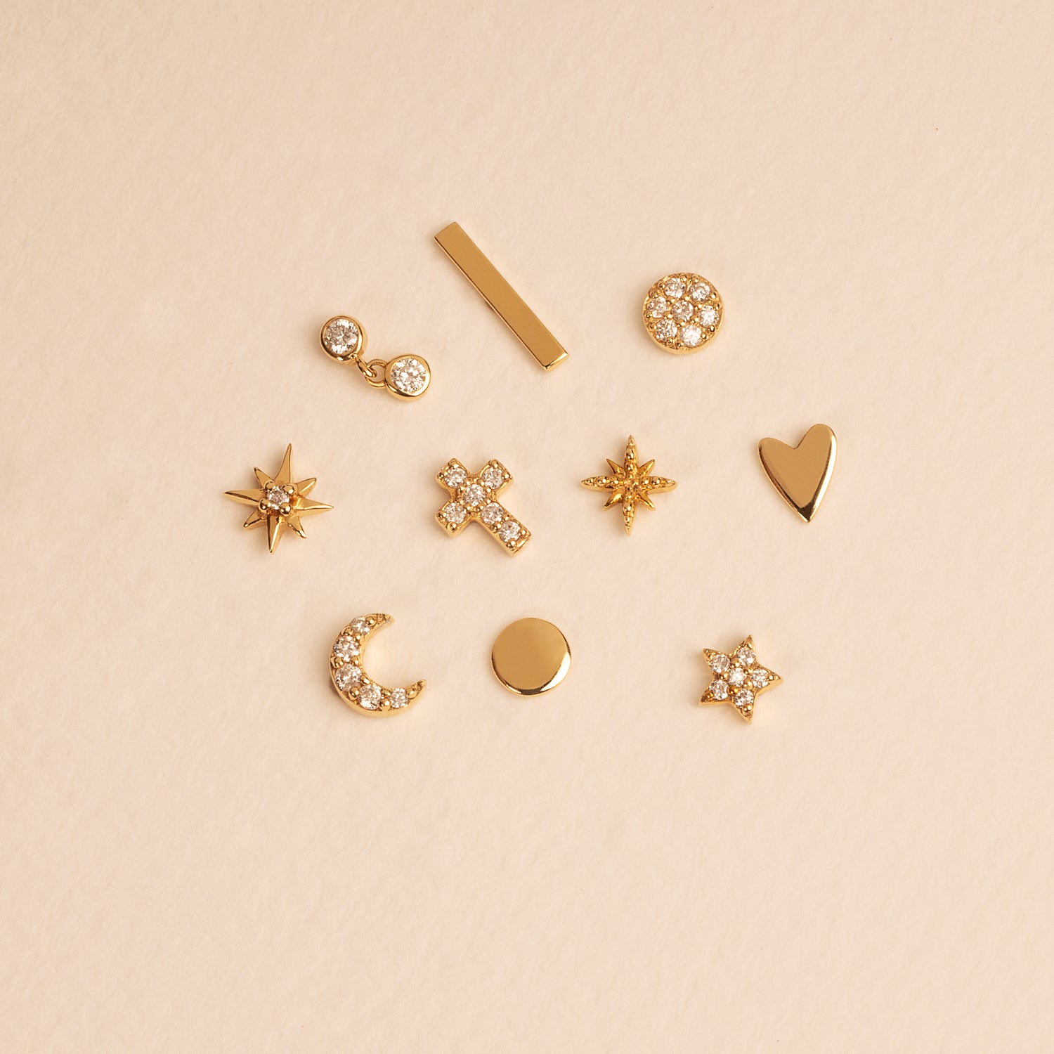 Color:Yellow Gold
Option:Single
Option:Pair