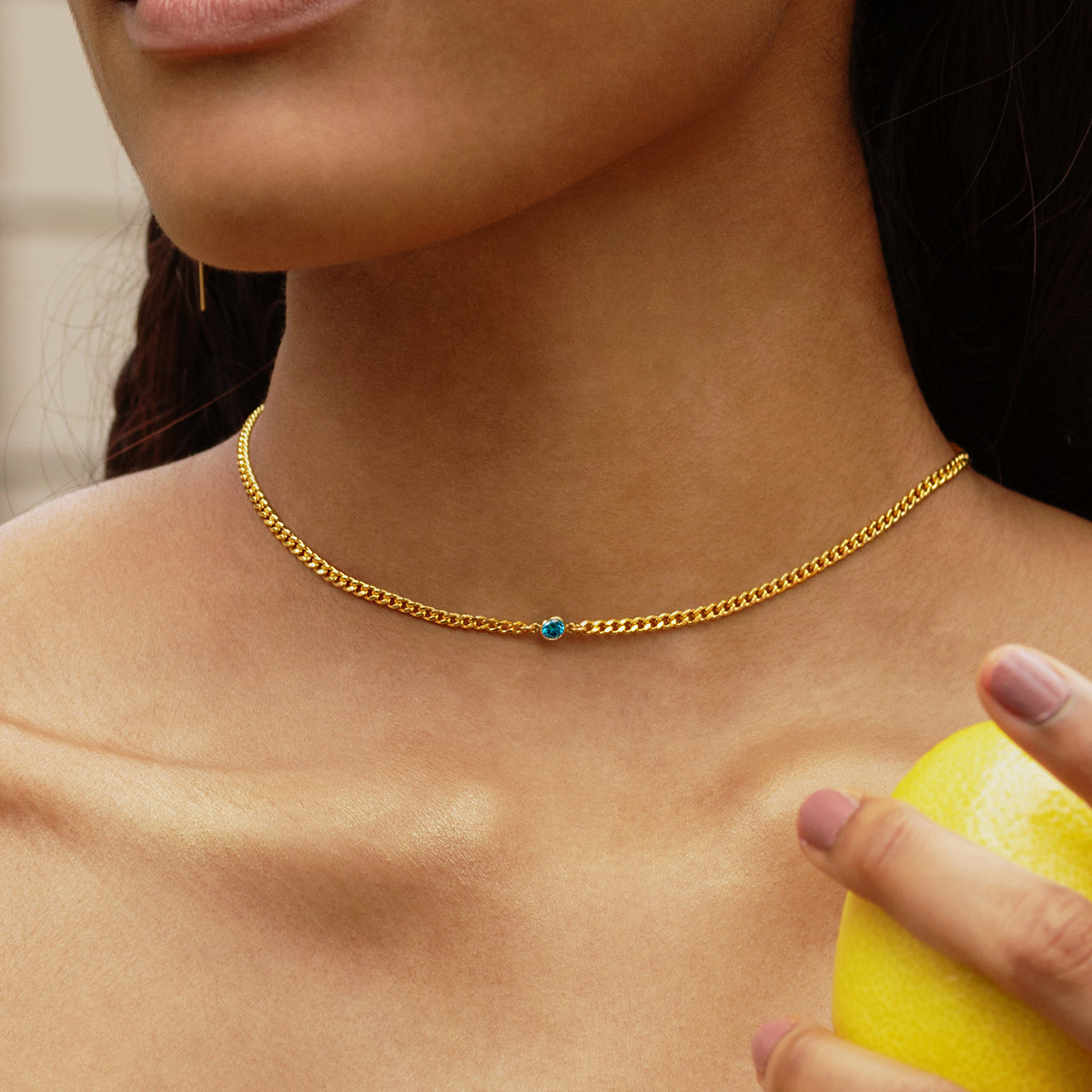 Kantkæde med safirramme choker