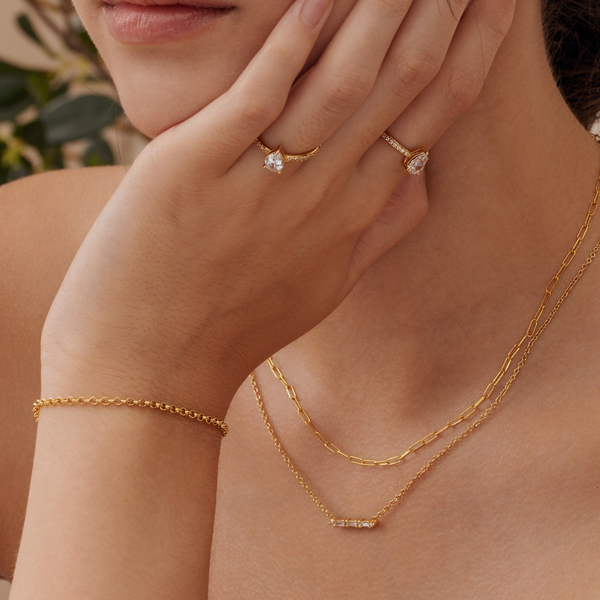 Color:Gold