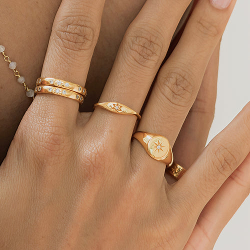 Cincin Tanda Bintang Emas