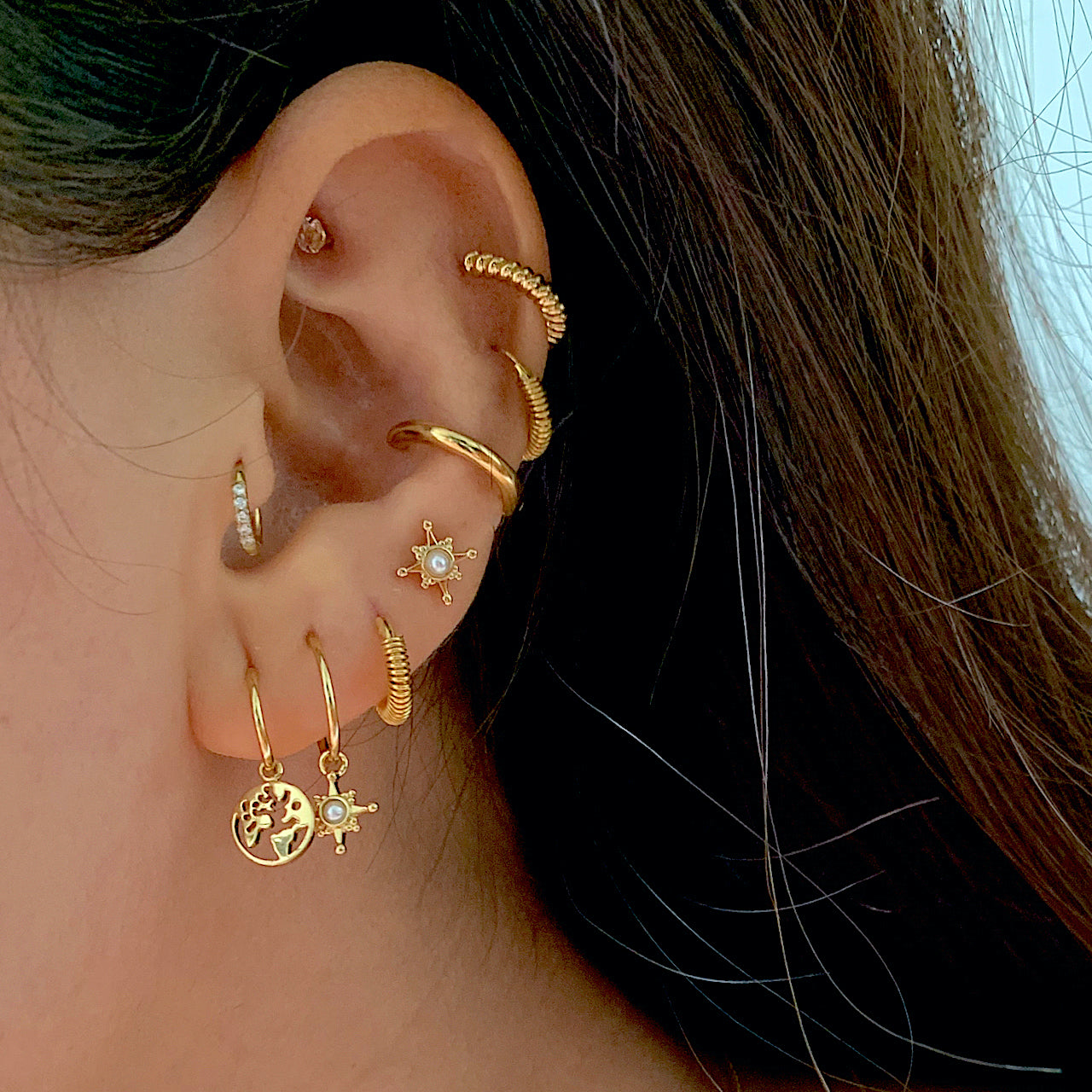 Color:Gold