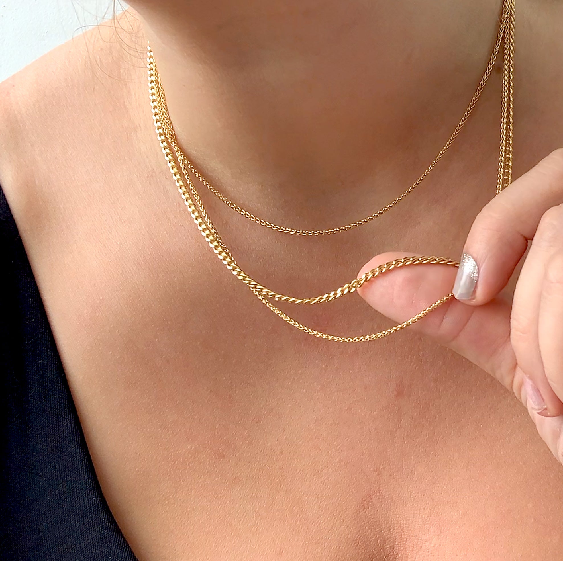 Kalung Rantai Curb Statement